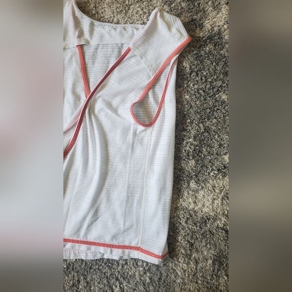 VIMMIA open Back Yoga Sporty Tank Top Orange Trim - Picture 5 of 6